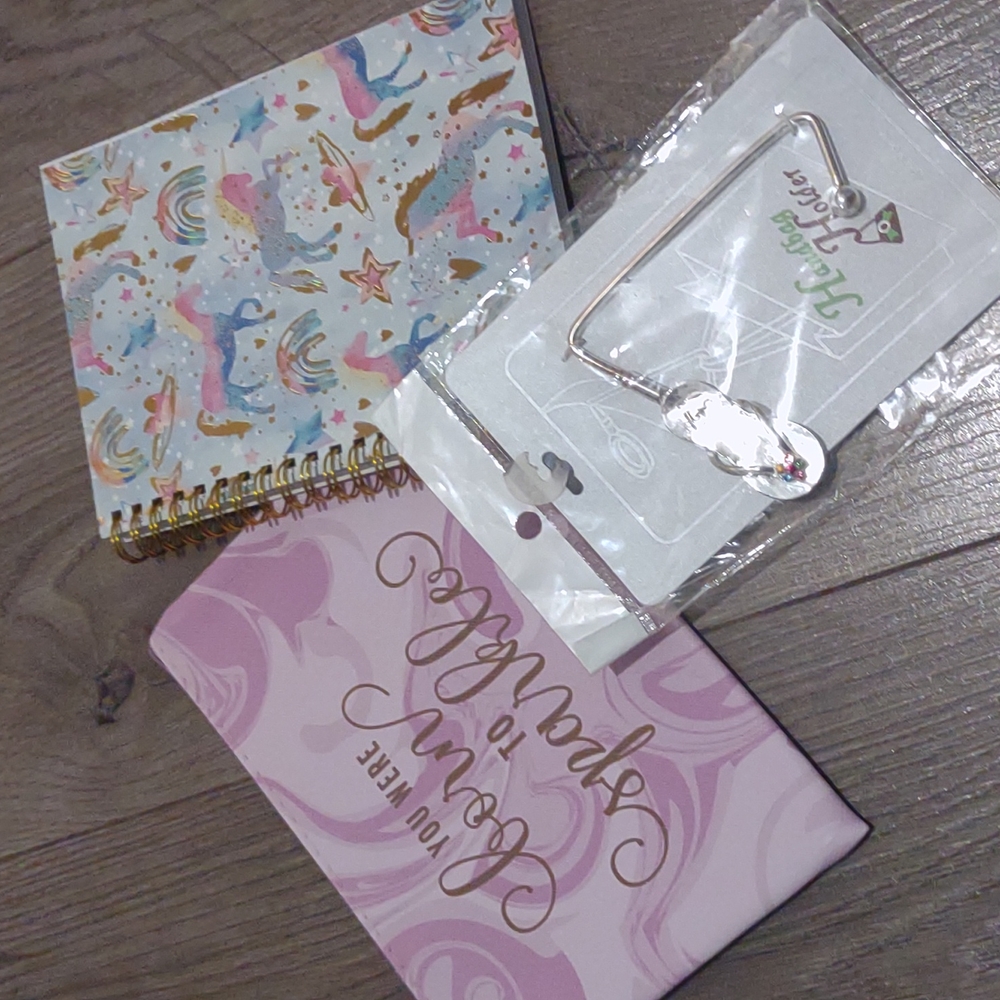 5pc Unicorn Bundle 🩷 - Picture 8 of 8